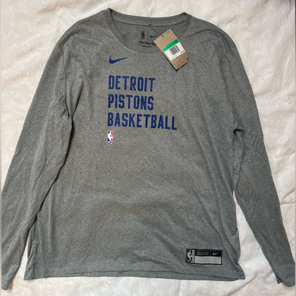 Detroit Pistons Long Sleeve Tee